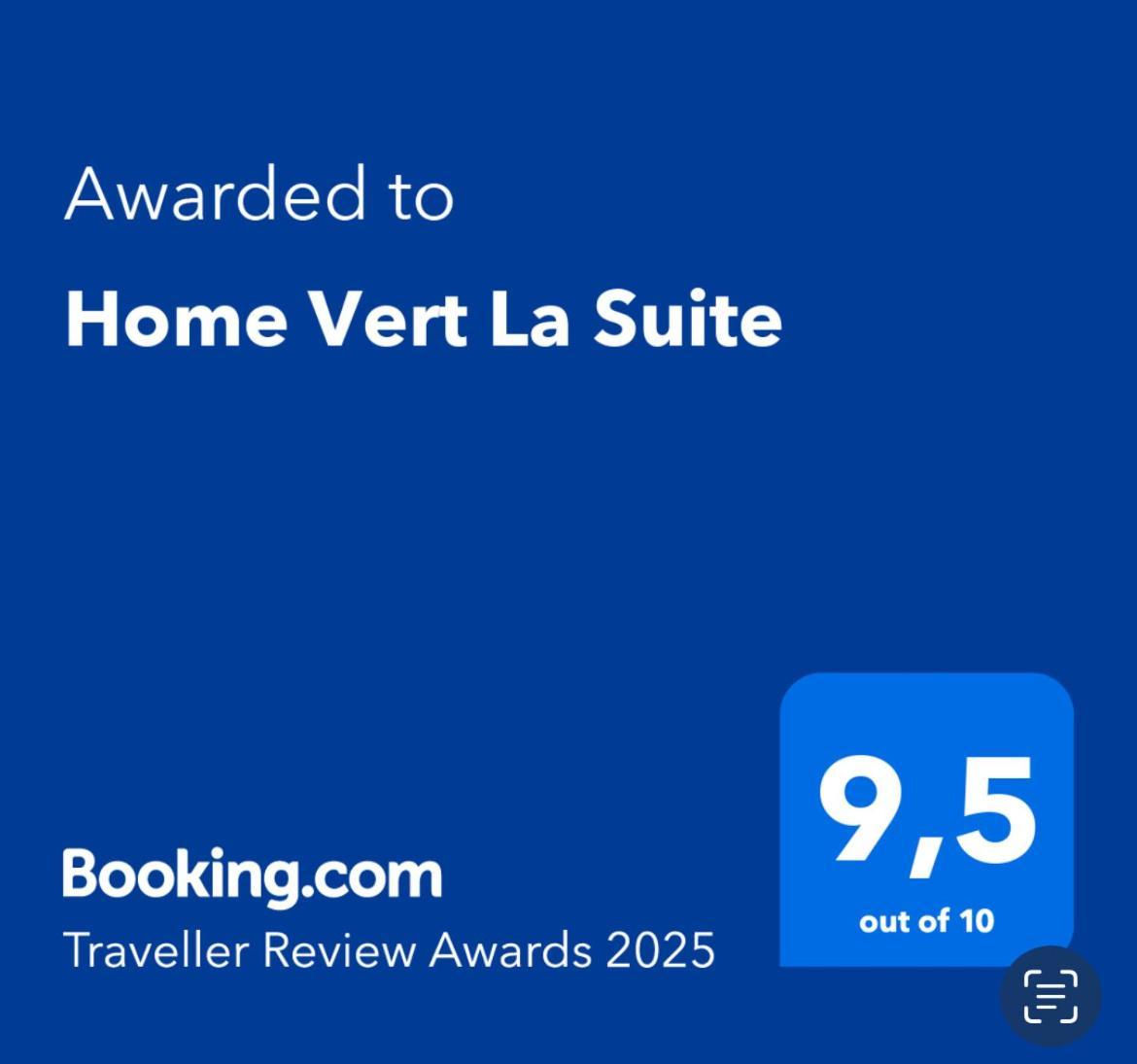 Home Vert La Suite Forges de Lanouee エクステリア 写真
